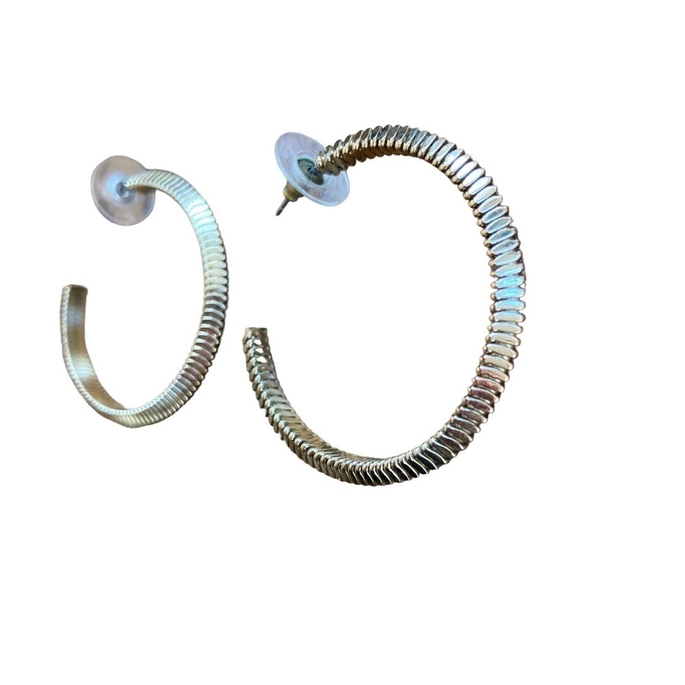 BaubleBar  Women's Jewelry Coiled Hoop Earrings Gold Textured Comfortable 1.5"